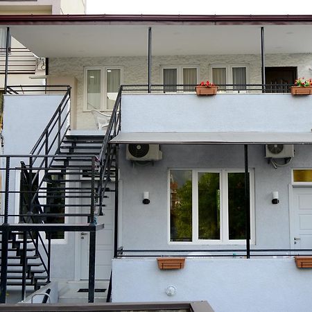 Hotel New Avlabari Тбилиси Екстериор снимка