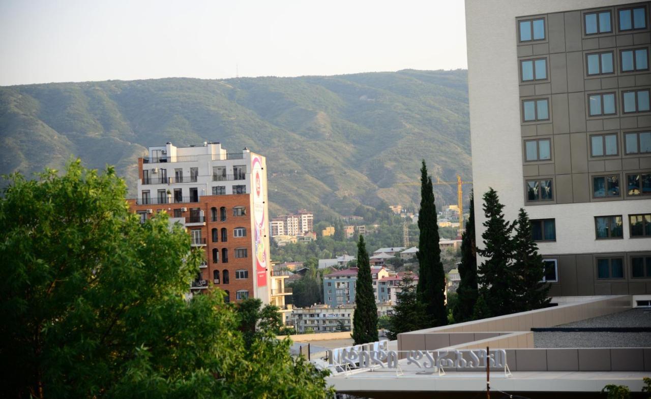 Hotel New Avlabari Тбилиси Екстериор снимка