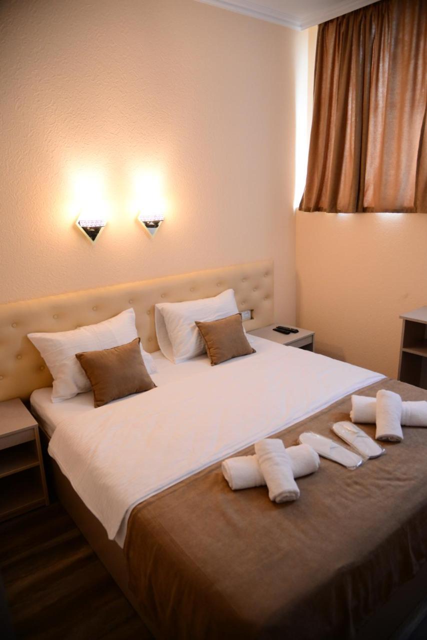 Hotel New Avlabari Тбилиси Екстериор снимка