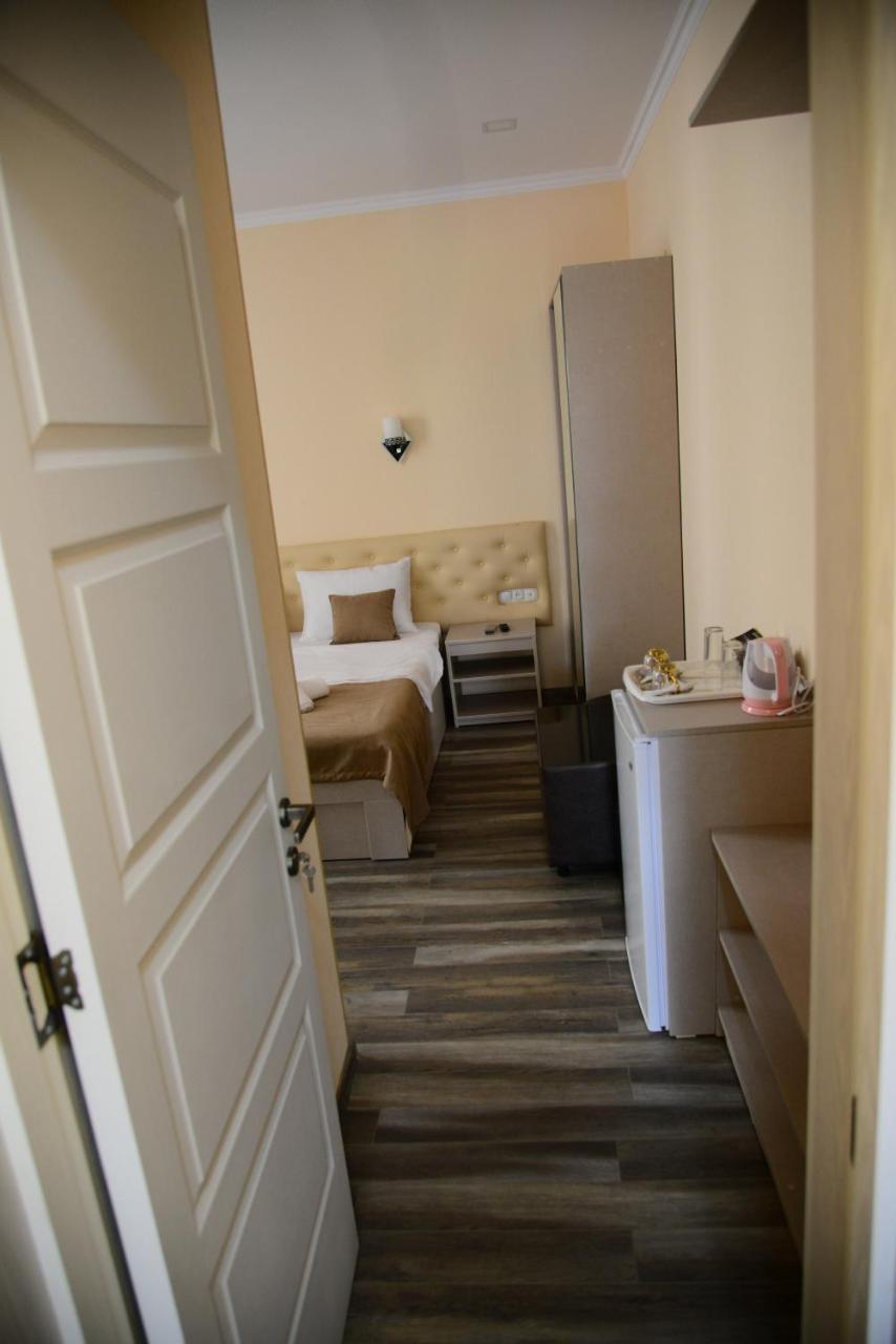 Hotel New Avlabari Тбилиси Екстериор снимка