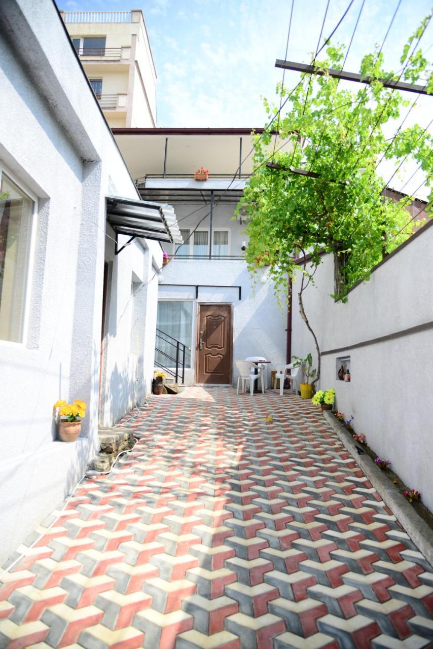 Hotel New Avlabari Тбилиси Екстериор снимка